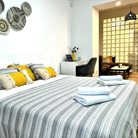 Cozy Near Vitosha Blvd * 소피아